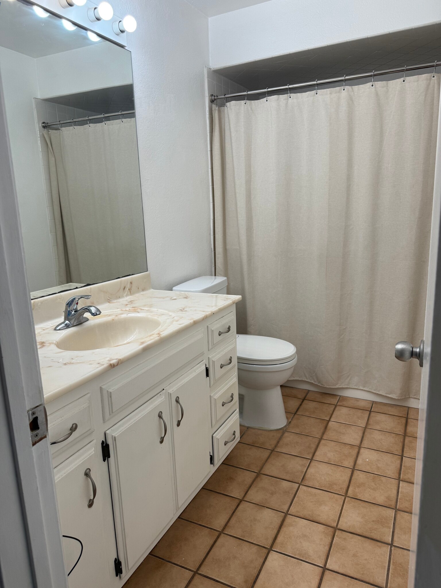 Building Photo - 6416 Friars Rd