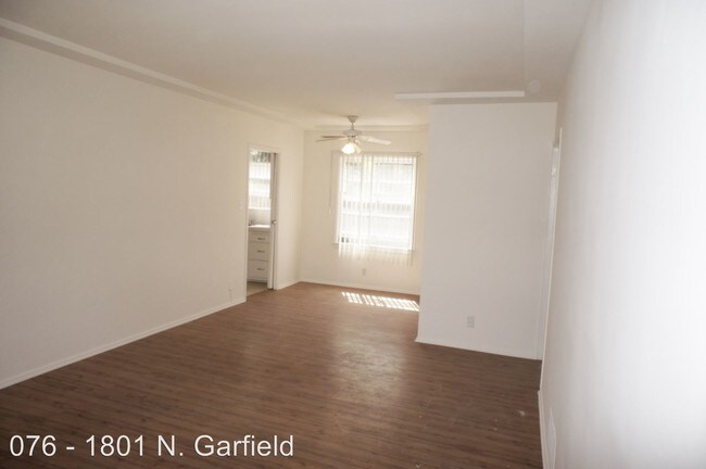 Building Photo - 1801 Garfield Pl