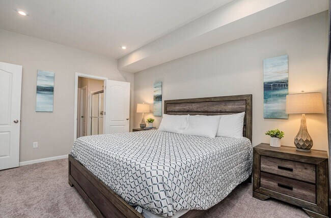 Building Photo - Fully Furnished Luxury Corporate Rental - Brand New Construciton