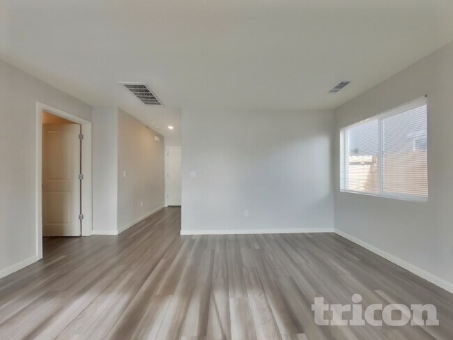 Building Photo - 904 Convair Ct