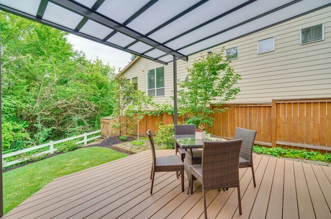 Building Photo - Stunning Bethany Home with 3,111 Sq Ft, Four Bedrooms + Dedicated Office & Covered Backyard Deck