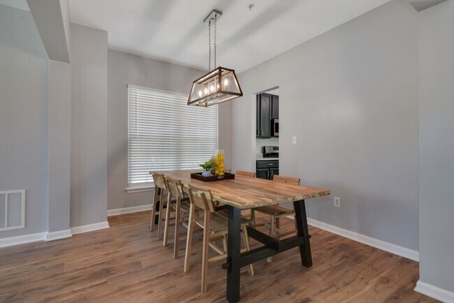 Building Photo - 9120 Banleigh Ln