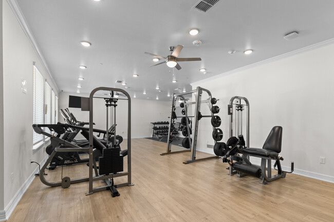 24-hour Resident Gym - The Morrison Lofts