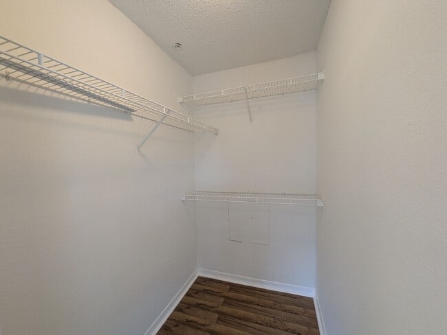 Building Photo - 3/2 Condo, Villas at Lakeside in Oveido
