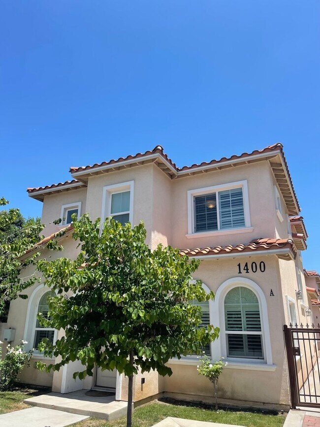 Building Photo - San Gabriel 3 beds 2.5 bathrooms for lease