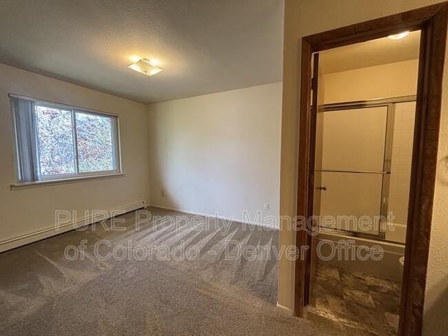 Building Photo - 3583 S Marion St