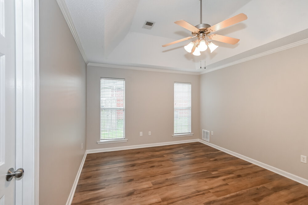 Building Photo - 8083 Delta Lakes Blvd