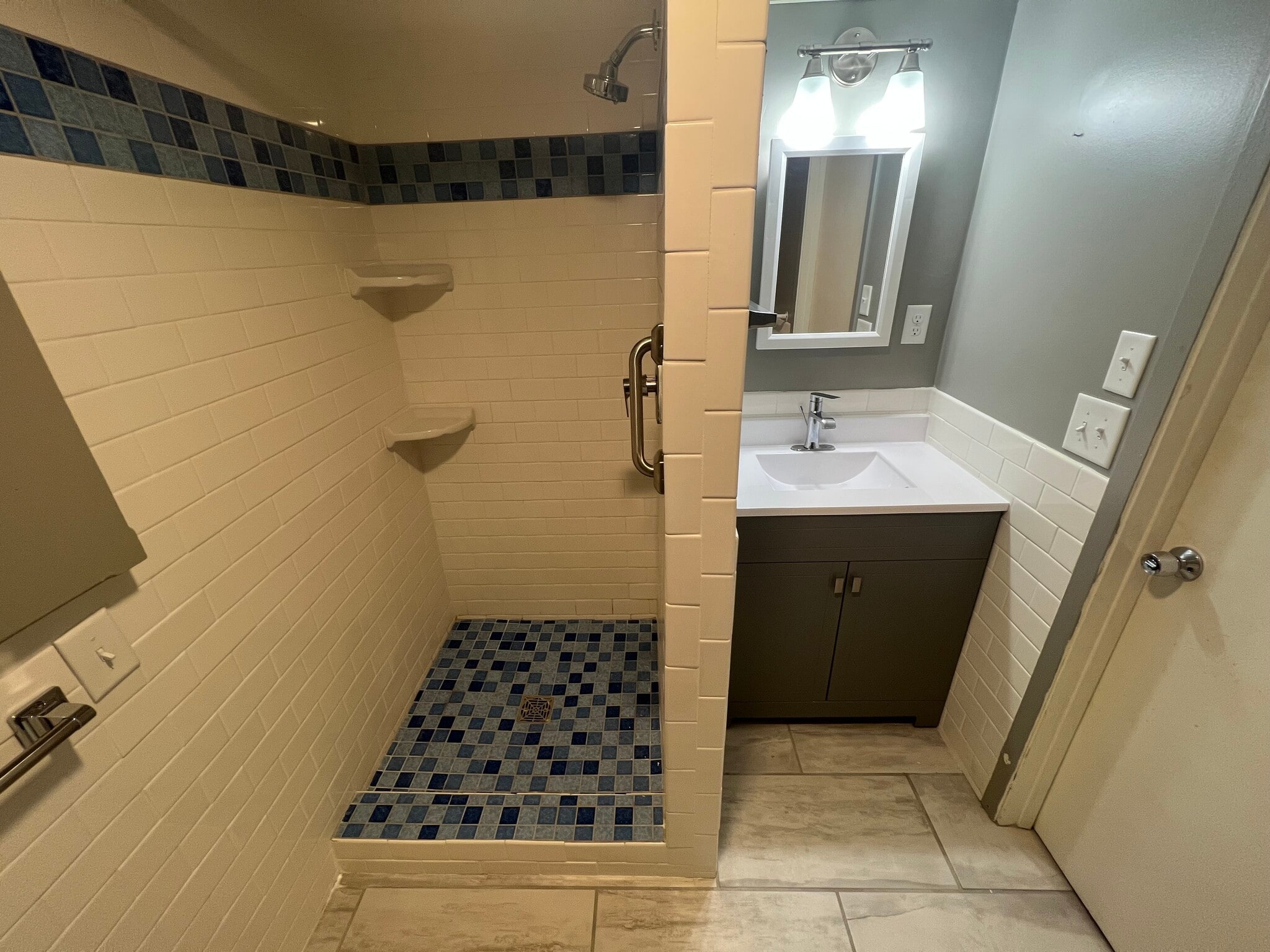 Building Photo - 3420 18th Ave NW