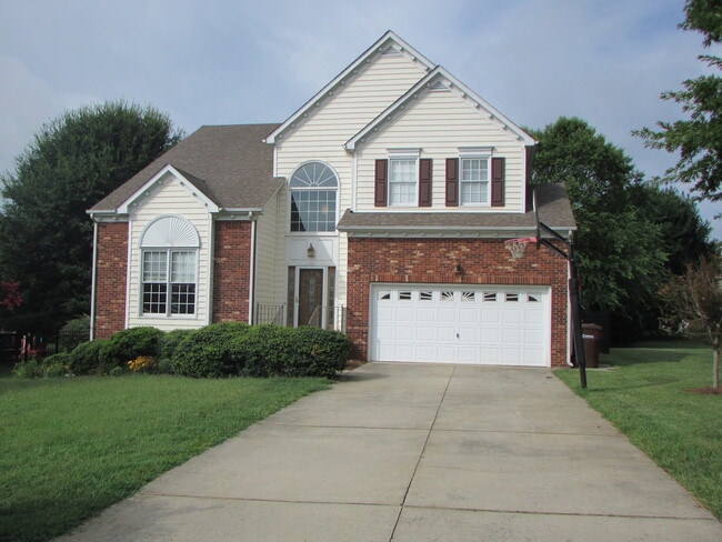Primary Photo - Oak Valley Golf Community in Advance, NC w...