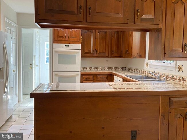 Building Photo - 6502 Sunny Hill Ct