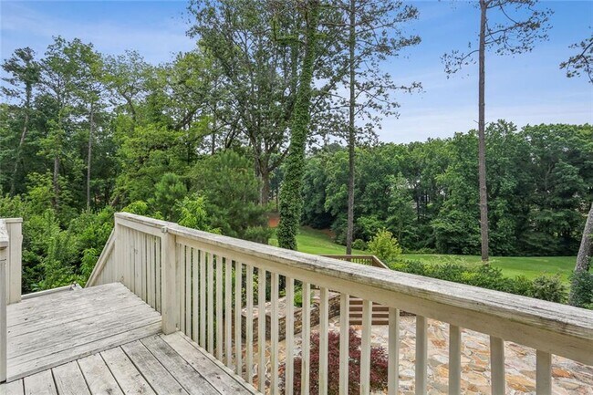 Building Photo - 511 Pine Valley Rd SE