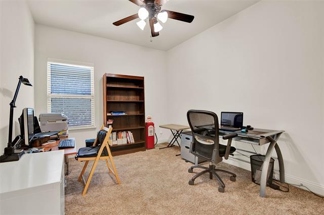 Building Photo - 7839 Ashwood Dr