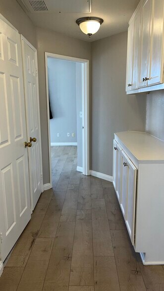 Building Photo - 555 Maine Ave