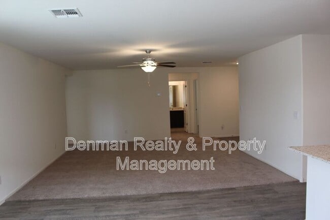 Building Photo - 1552 E Inouye Dr