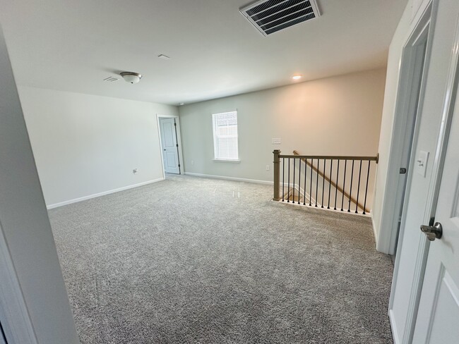 Building Photo - 520 Providence Spgs Ln