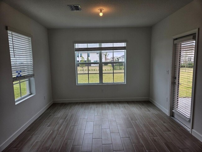 Building Photo - 19576 Whispering Crk Rd