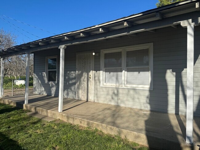 Building Photo - 4286 S Kaiser Rd