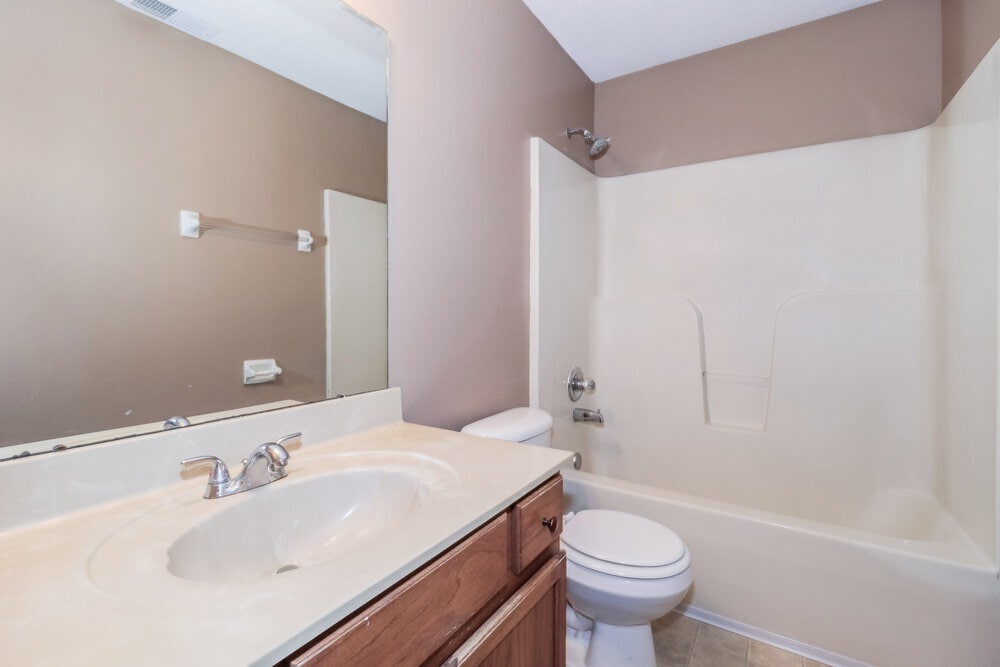 Building Photo - 2811 Misty Bay Dr
