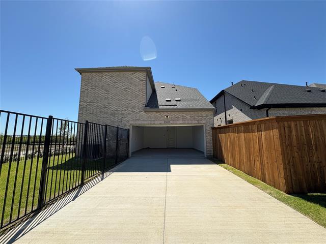 Building Photo - 15604 Amber St