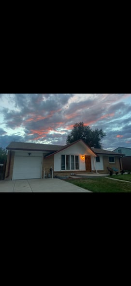Primary Photo - 7963 Wyandot St