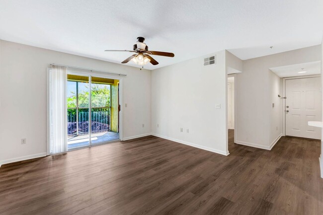 Building Photo - 12524 Crest Springs Ln