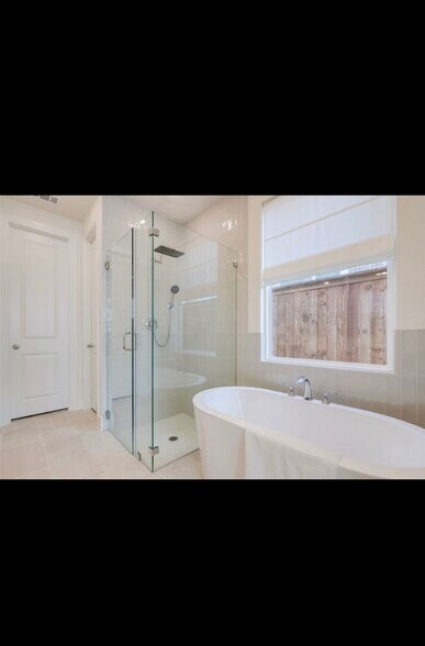 Building Photo - 1513 Waxwing Pl