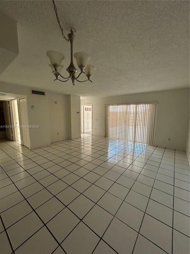 Building Photo - 8400 SW 154th Cir Ct