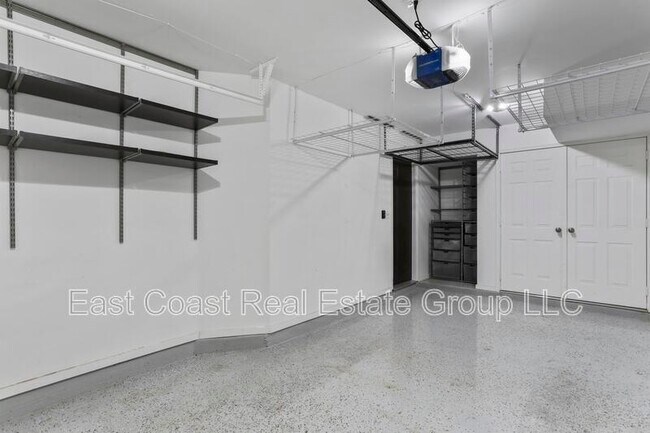 Building Photo - 5957 Whelan Ln