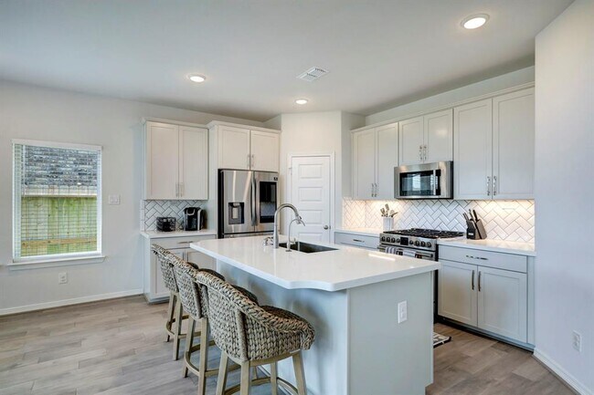 Building Photo - 8914 Milam Grove Dr