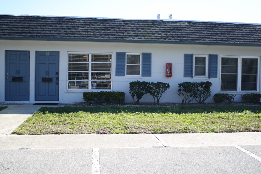 Angelfish - 4444 Swift Rd
