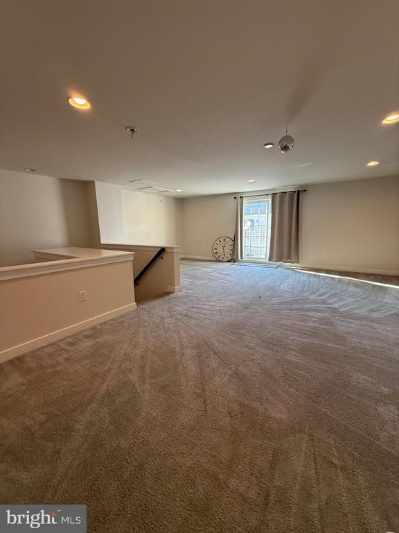 Building Photo - 116B Konefal St