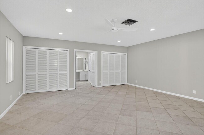 Building Photo - 1544 NW 9th St