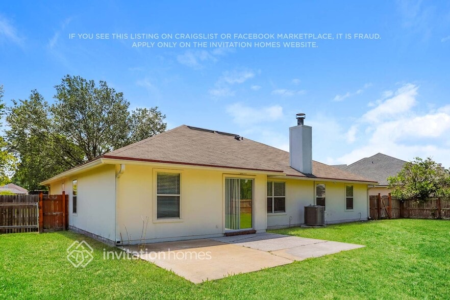 Building Photo - 2504 Serene Ct