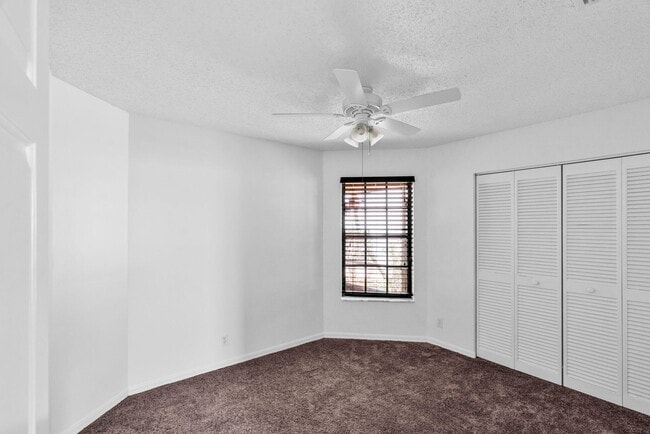 Building Photo - 12382 Pleasant Green Way
