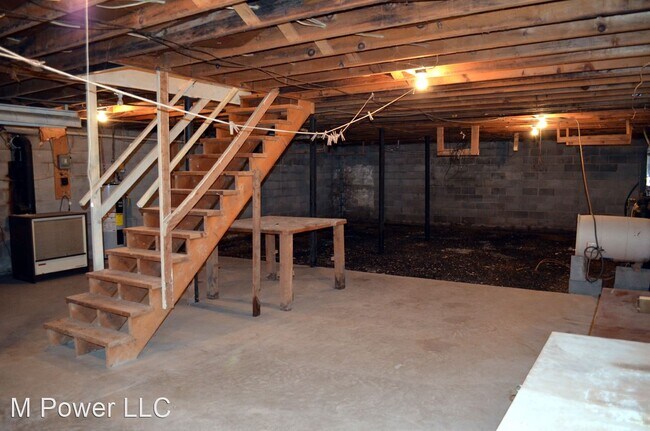 Building Photo - 3 br, 1.5 bath House - 10737 Cook Town Rd.