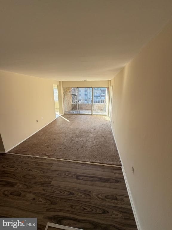 Building Photo - 418 Girard St