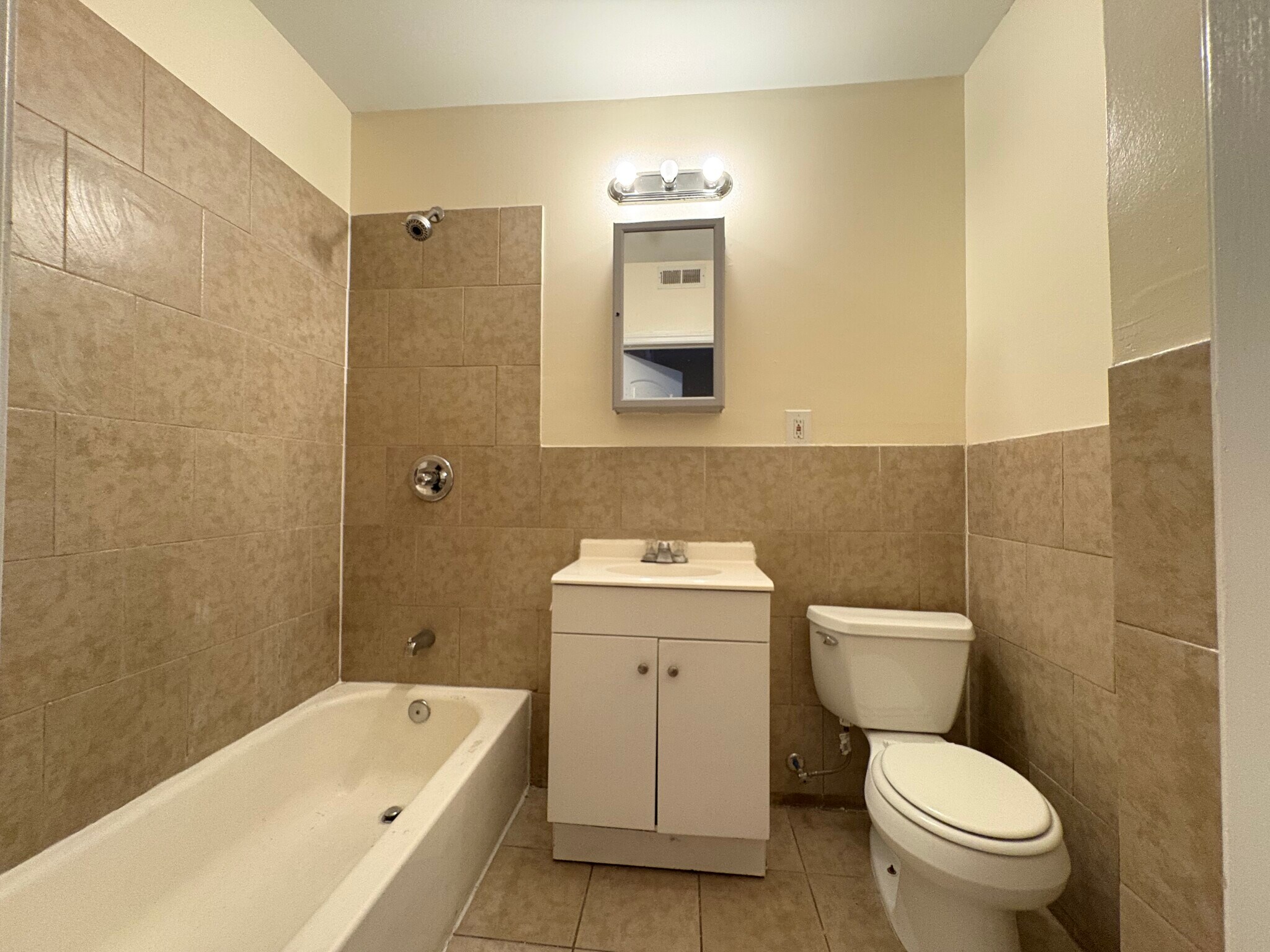 295 Fairmount Ave 2L - 294 Fairmount Ave
