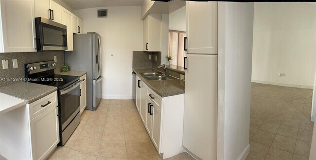 Primary Photo - 9762 NW 47th Terrace