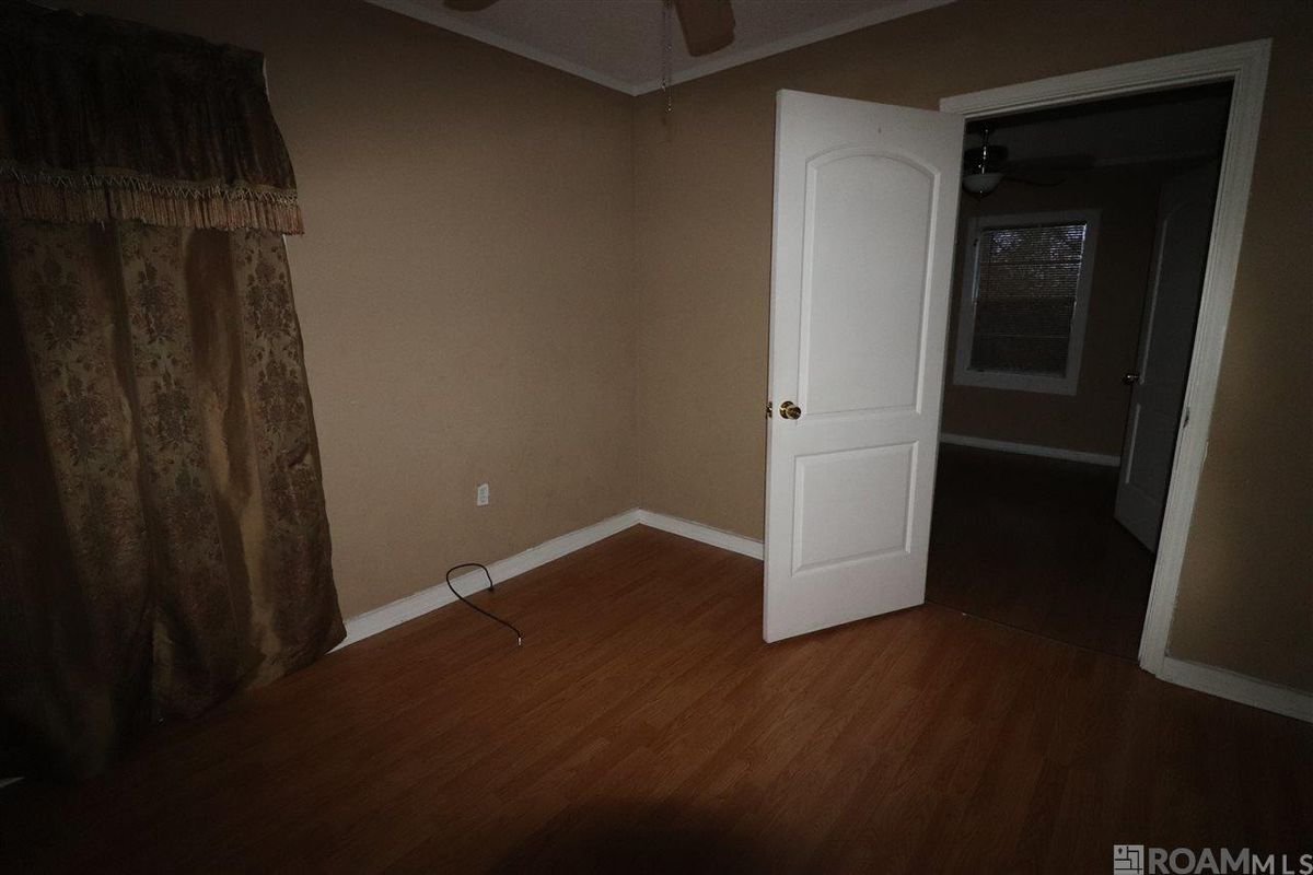 Building Photo - 2654 Sheldon Dr