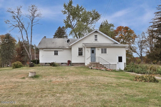 Building Photo - 2415 W Old State Rd