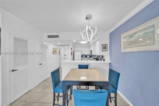 Building Photo - 2501 S Ocean Dr