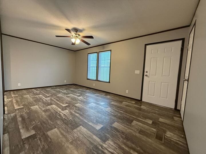 Building Photo - 11960 Springbrook Ct