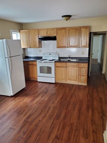 Primary Photo - 432 S Franklin St