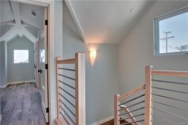 Building Photo - 309 34th St