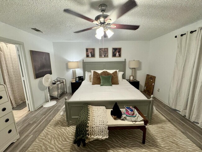 Building Photo - 4804 76th St