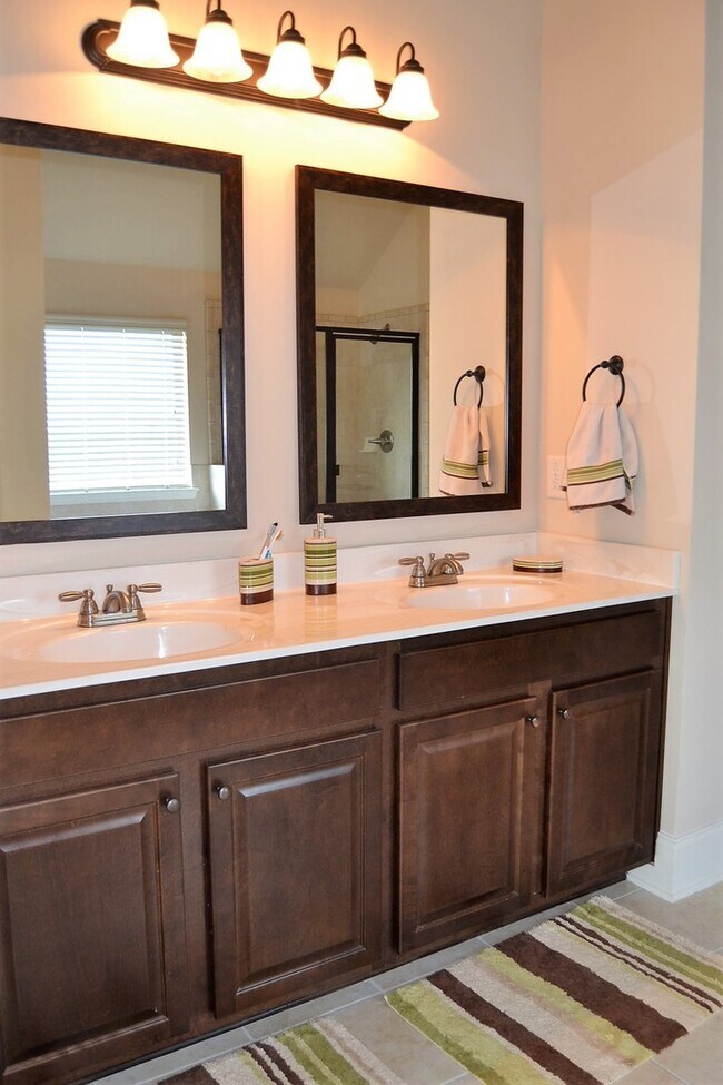 Building Photo - 516 Sagebrush Trail