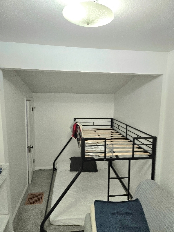 Building Photo - 516 Cañon Ave