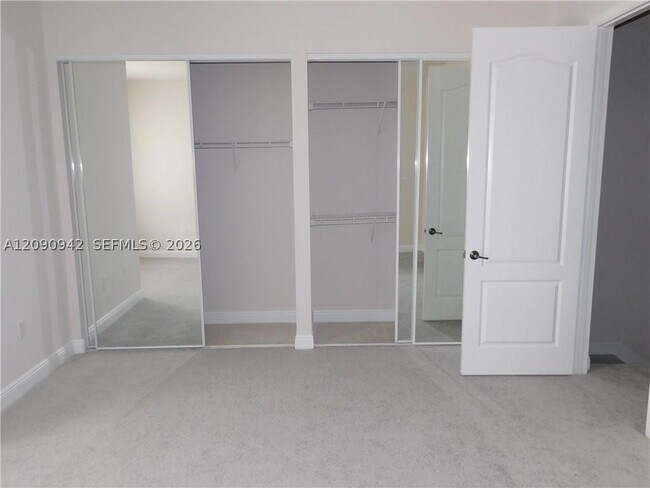 Building Photo - 1338 SW 3rd Ct