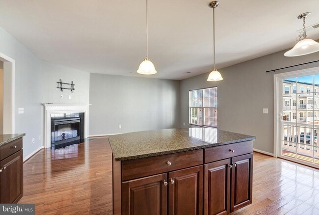 Building Photo - 22753 Verde Gate Terrace