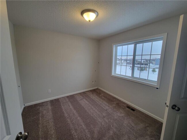Building Photo - Modern 4-Bed Home with Open Layout, 3-Car ...